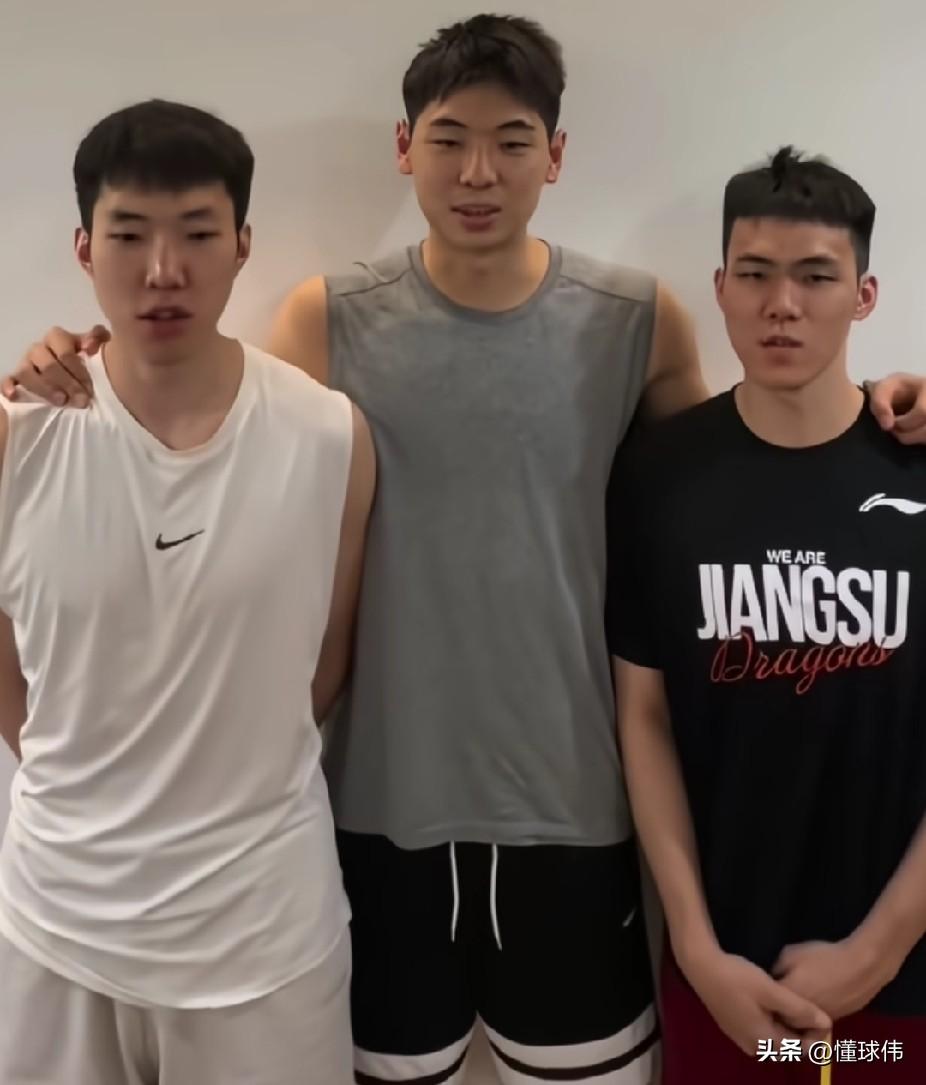 都是好样的！崔永熙谈庞峥麟：

“不仅是我，我们所有人，看到庞峥麟现在越打越好，