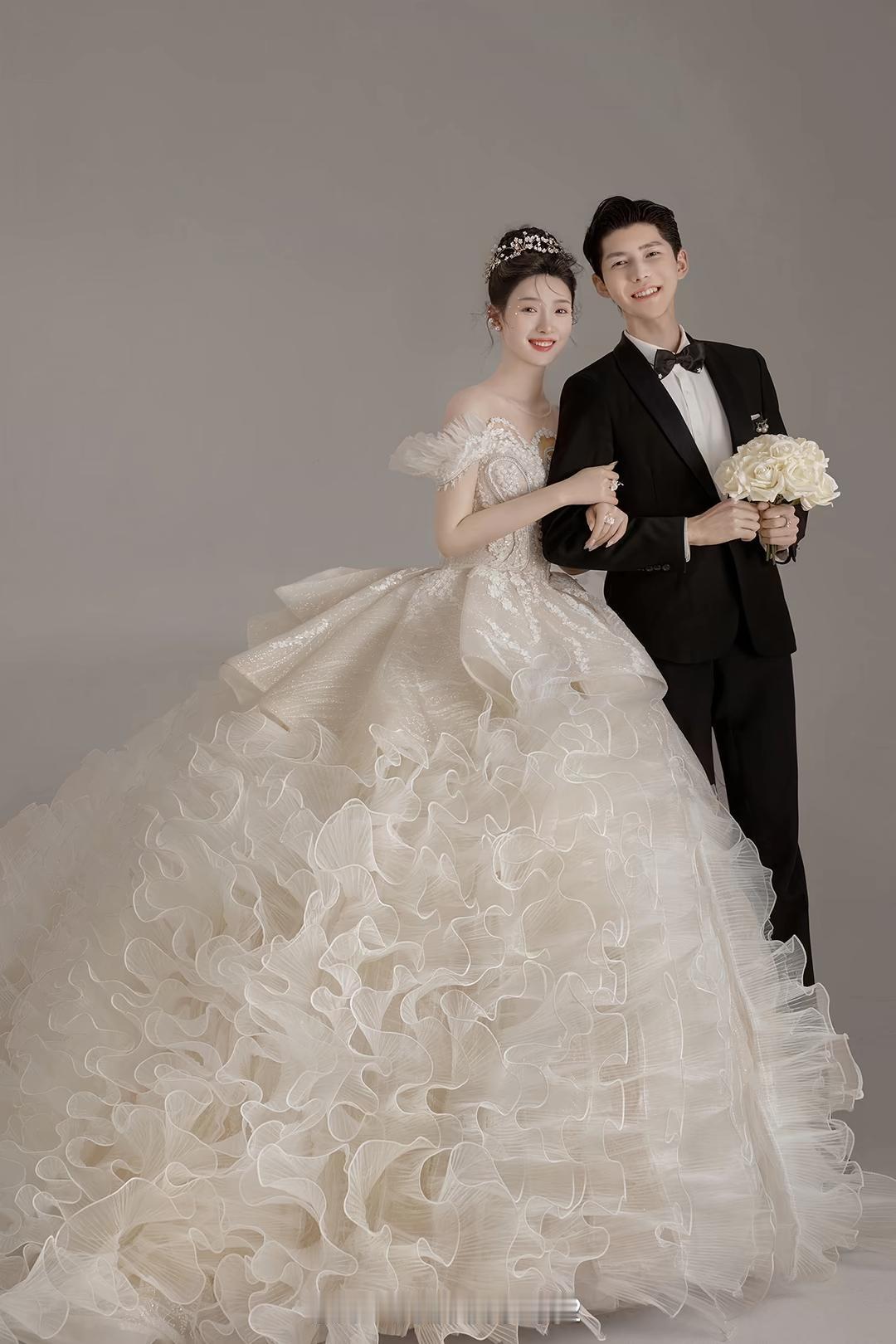 是不是女孩子年龄大了真的不好嫁? 是不是女孩子年龄大了真的不好嫁？还真有点道理。