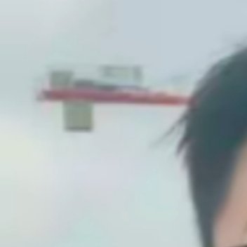 梁祯元被指T恤种族歧视道歉我们镇远上网这么快，怎么还漏了一件 