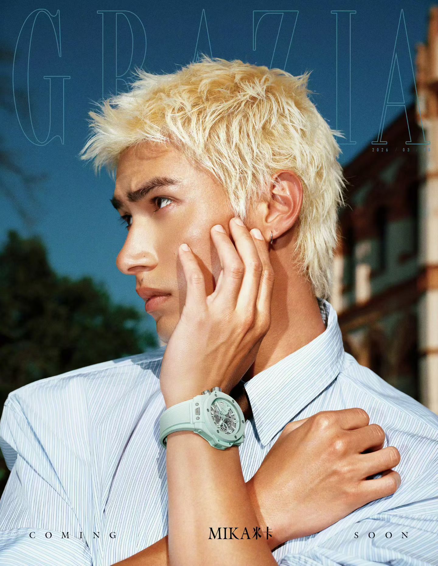 米卡红秀三月刊封面预告，演绎了Robert Wun 2026春夏最新季高定