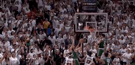 ESPN:抢七，凯尔特人击败热火的概率高达82.2％
怀特:压哨补篮绝杀，一战垂