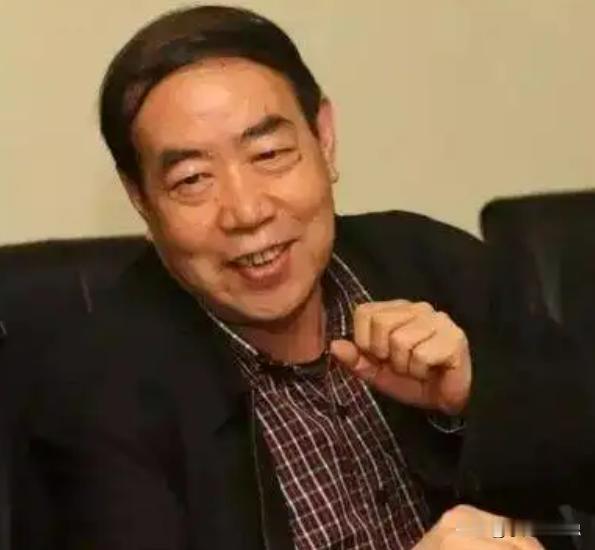 “流氓作家”贾平凹说过：“男人最傻的一件事，就是去贪图一个女人的肉体。女人的肉体