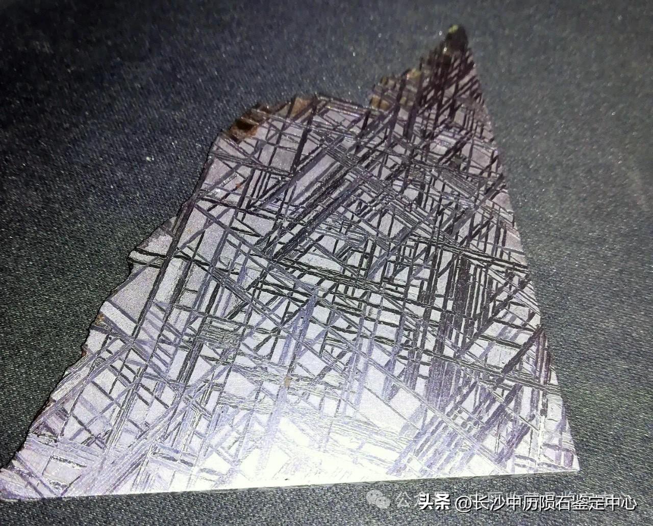 你懂稀有的月亮陨石,火星陨石吗? 花非花雾非雾 铈非石 月非月 陨与陨 片地陨石