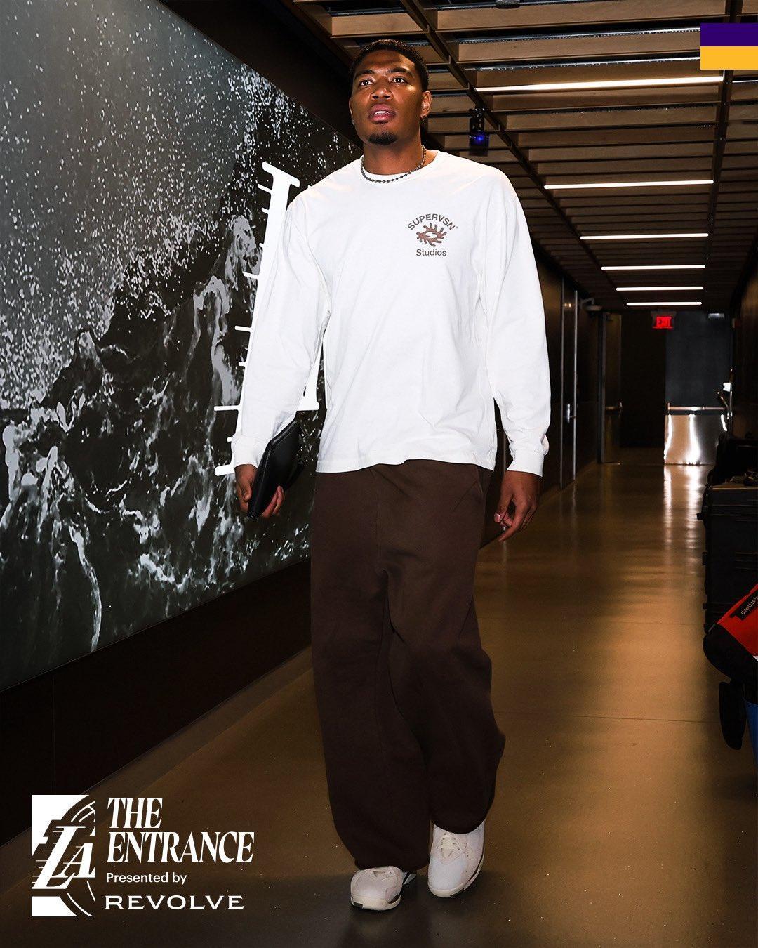 洛城德比三番战！冲！伦纳德复出洛杉矶德比湖人国度