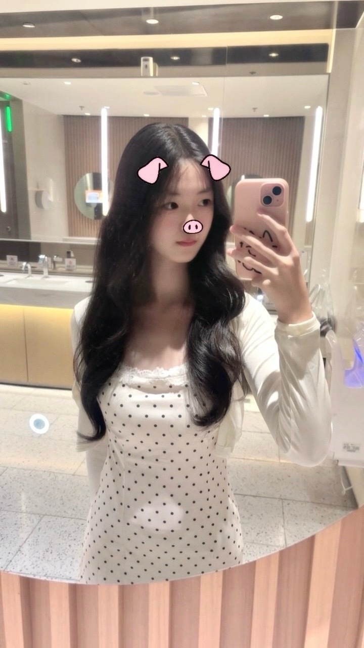 貌似是我这辈子追星最体面的一次￣へ￣ ​​​