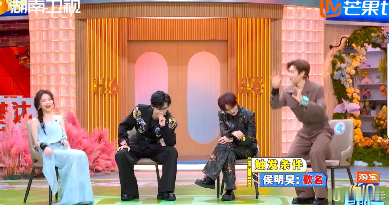 丁程鑫张颜齐两魔童聚一块了丁程鑫张颜齐：禁忌词？拿来吧你！小侯：求求了放过我你好