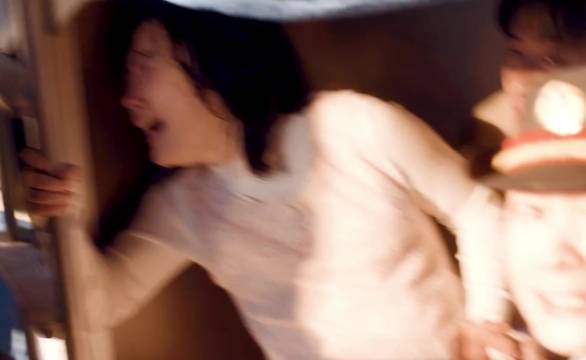 #肖战新剧帮孕妇接生这段#谁懂！刘铮亮这段剧情张力直接拉满了！
 
1、火车上突发状况，临危出手帮孕