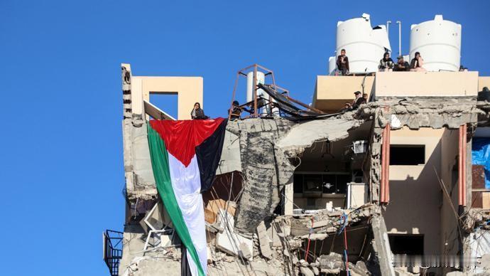 以军控制的加沙区域发声猛烈爆炸，哈马斯向全世界通告：对拉法爆炸事件不负任何责任，