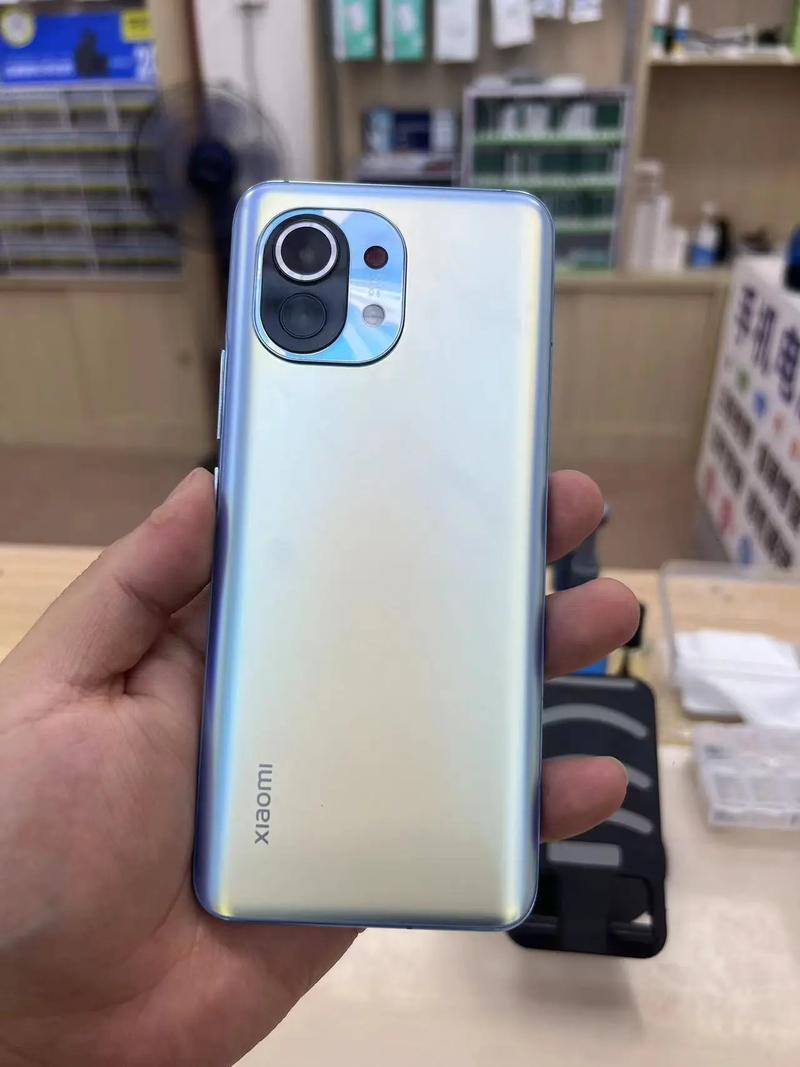 小米11应该算是小米数字系列一言难尽的一款型号吧？[捂脸]被888坑了。2026