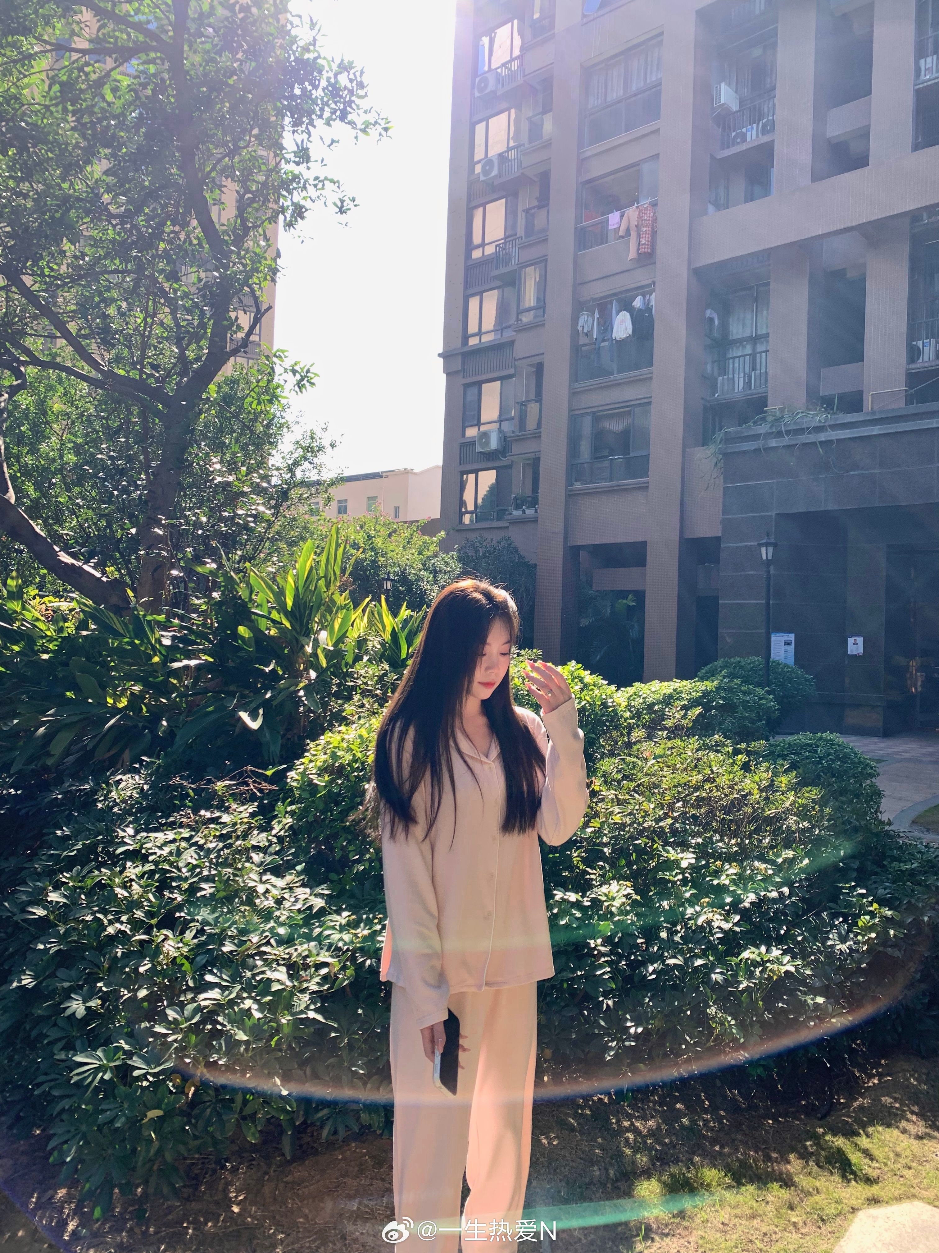 live出击 强者不畏环境新年睡衣家居系列 一直在想怎么样能让你们觉得好穿 我觉