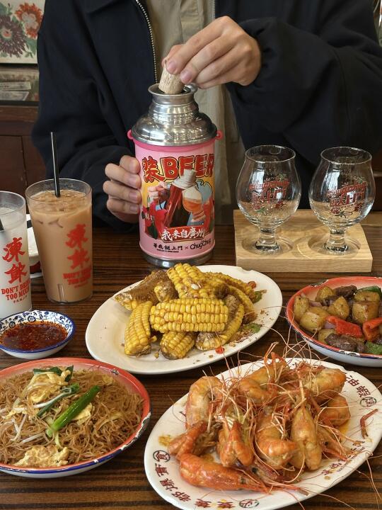 只有广州才用这种保温壶装Beeeeer