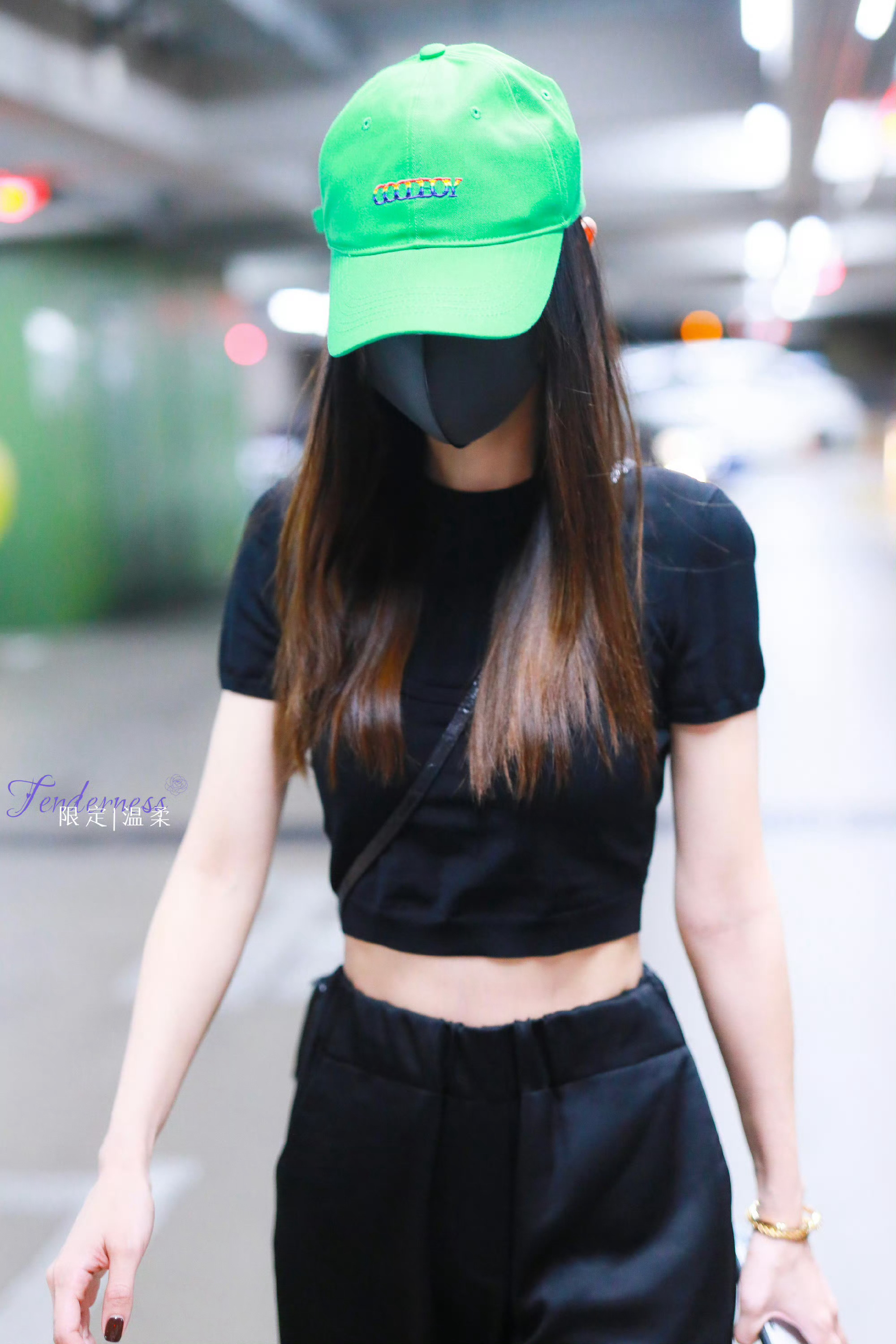 angelababy angelababy “沉浸在你的音乐里做你最忠实的听众”