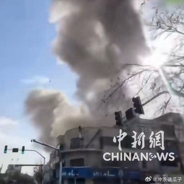 伊朗现场直击晚上给以色列洗五百课导弹过去 