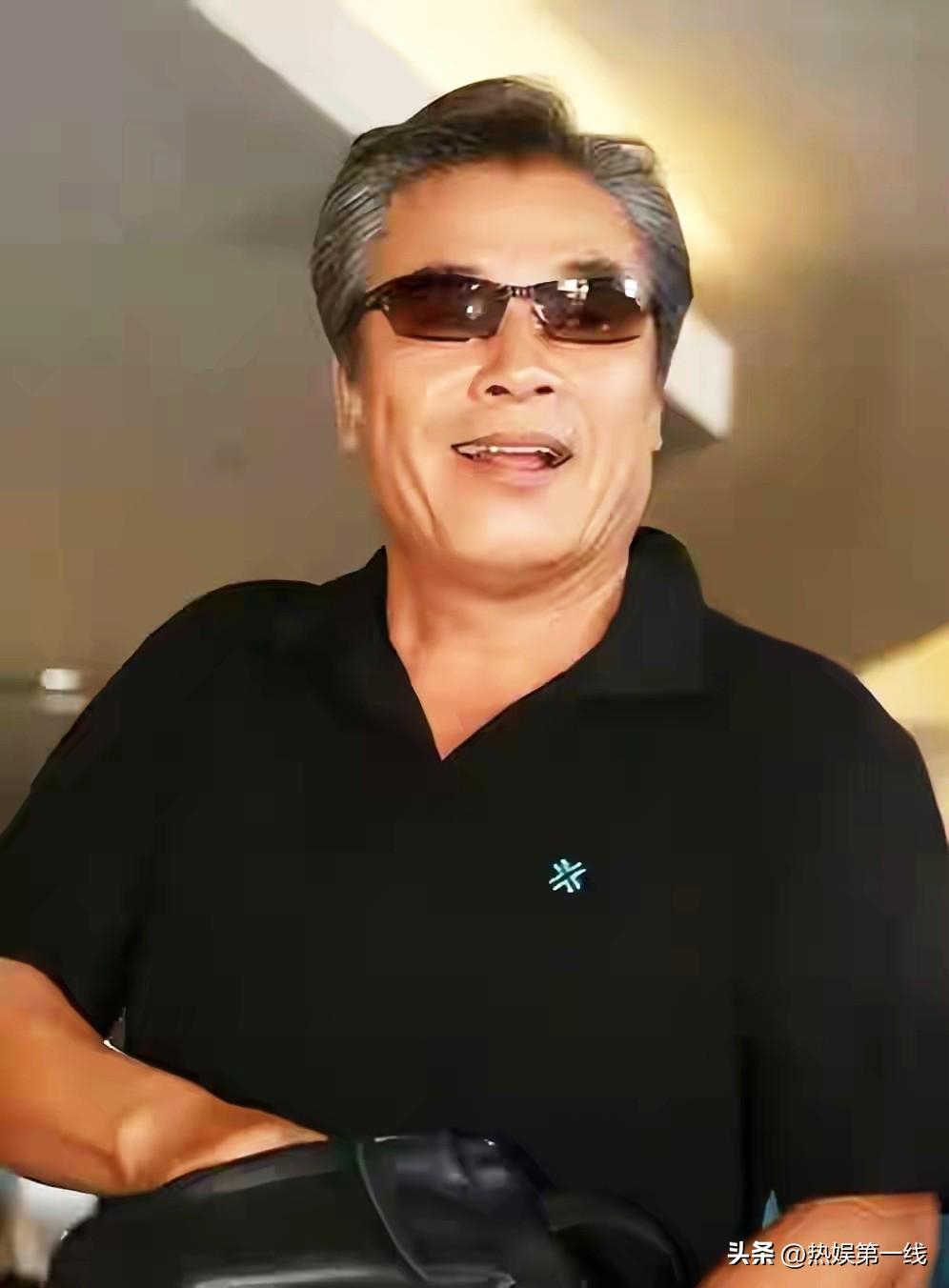 【71岁雷洪坐拥6位娇妻，每月豪掷7万零花钱，晚年却直言：真心难买！】

谁能想