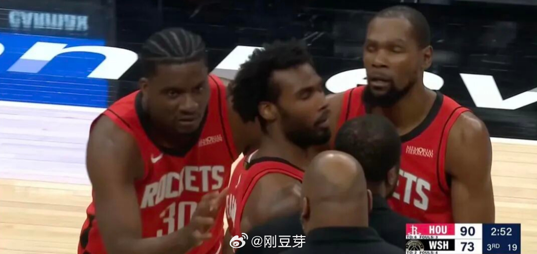 首秀0+0+0+0+1！又打起来了！禁赛！禁赛！速度禁赛！NBA常规赛今天继续进