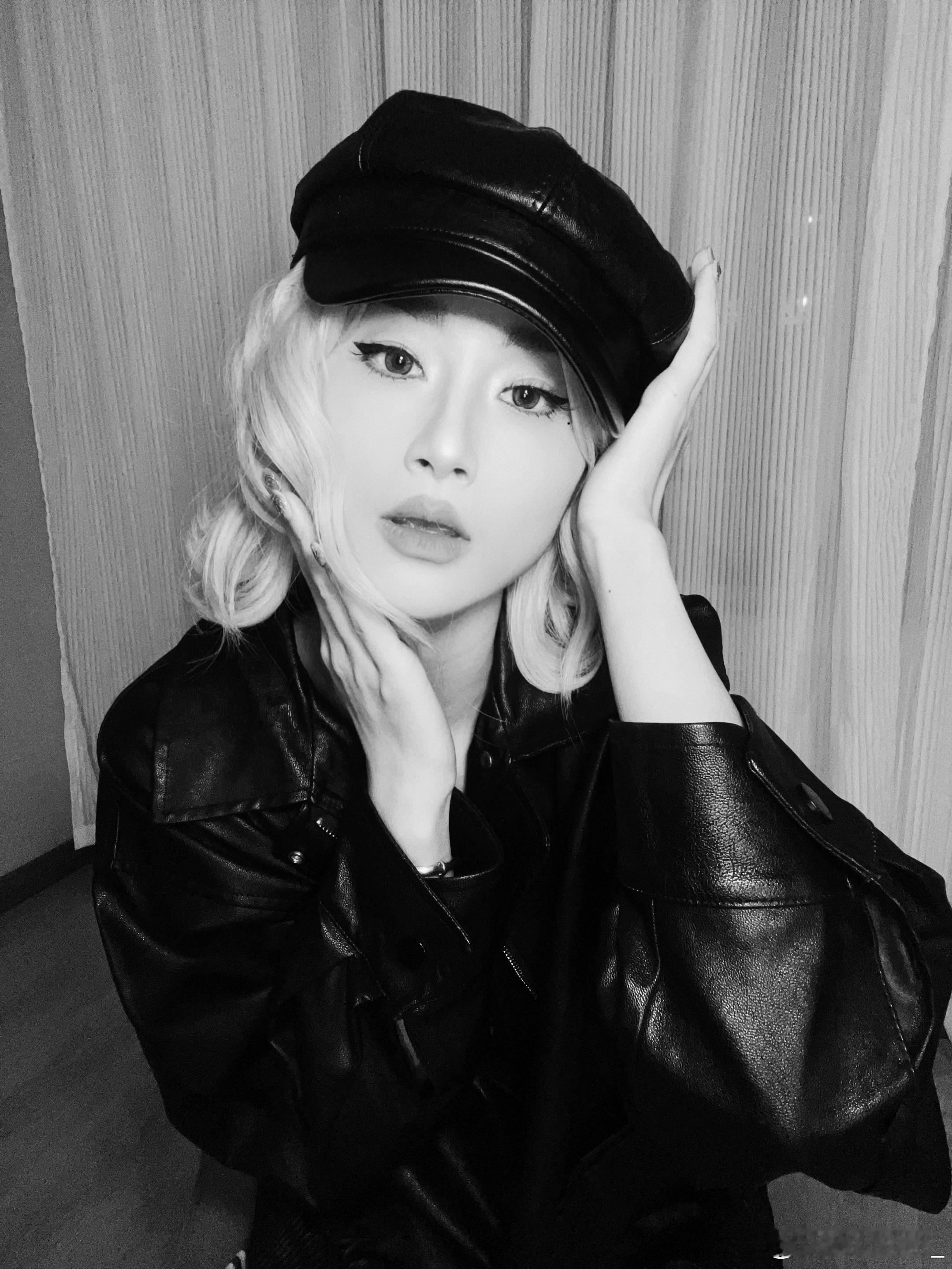 Yo, here’s Mama watching you. 🚬 