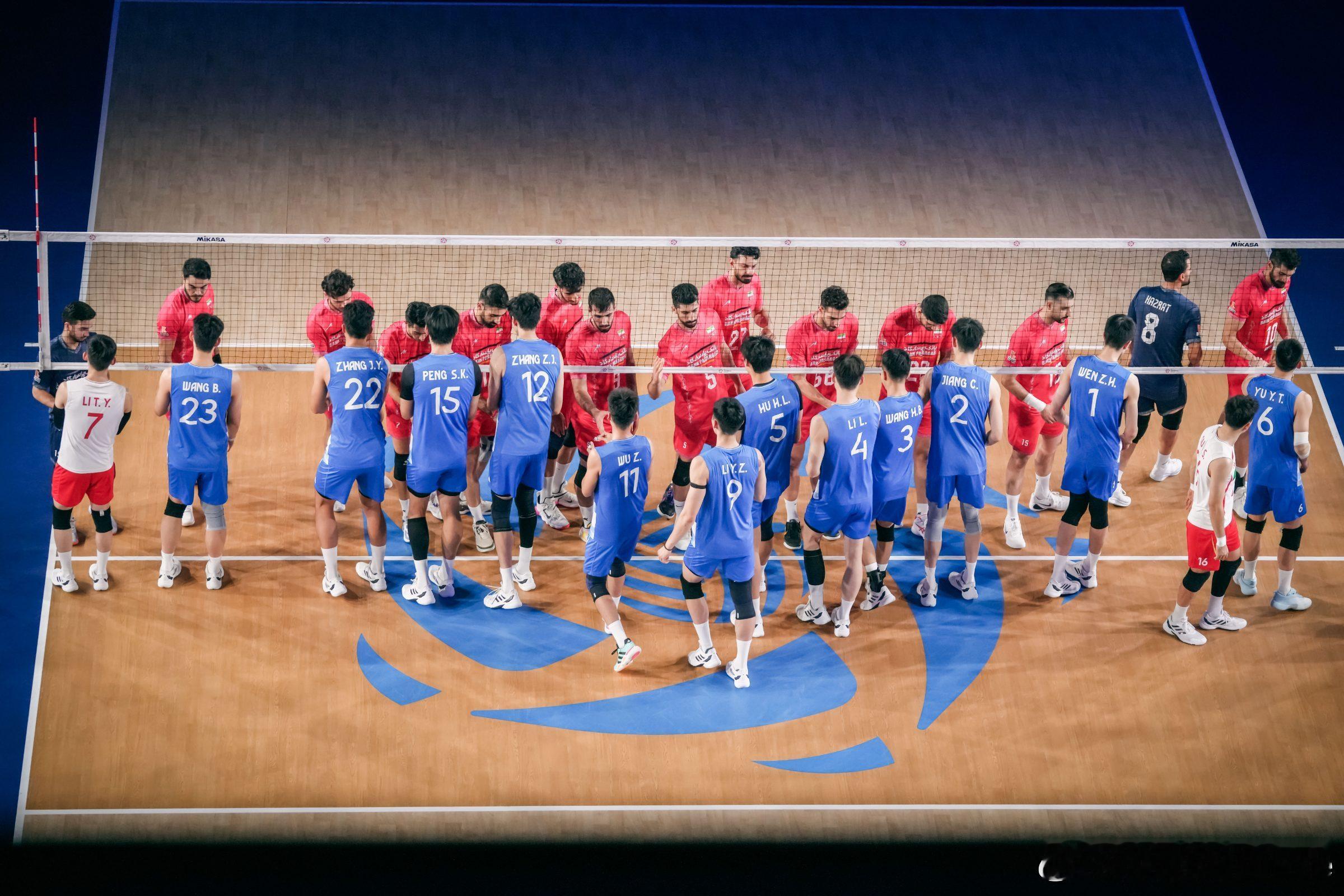 中国男排 2026年亚洲男排锦标赛 中国男排1比3伊朗男排 ❌一直在批评和教导中