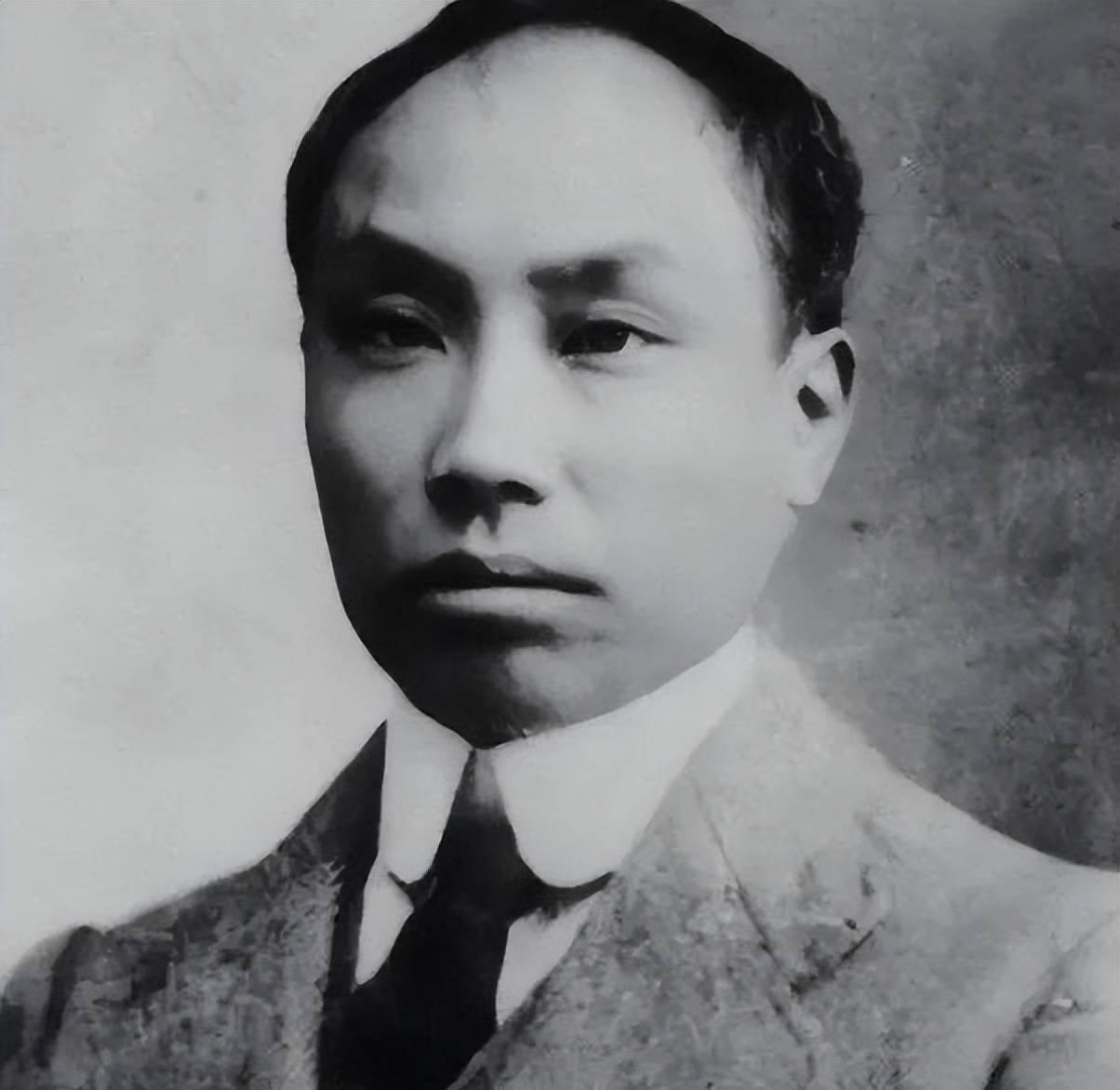 陈独秀死前骂自己：我谈了半辈子民主，其实连个农民的碗都不如
 
你知道吗？说出这