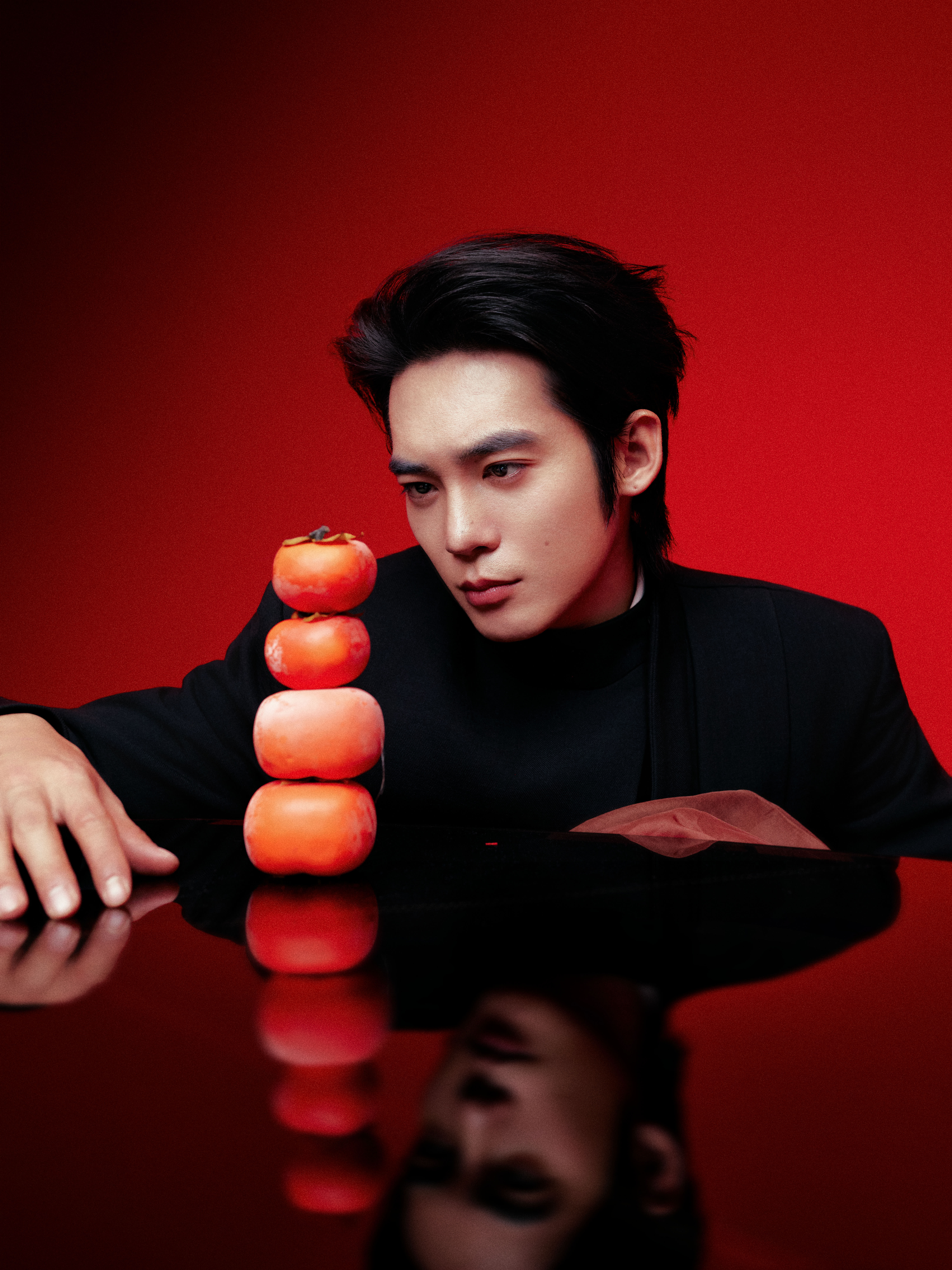 于适 × 新春大片🎬柿柿顺意，一马当先，扬鞭驰骋，奔赴锦绣前程，新年新片上映，