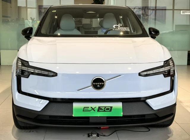 沃尔沃EX30：驾驭未来，从此刻启动🚗