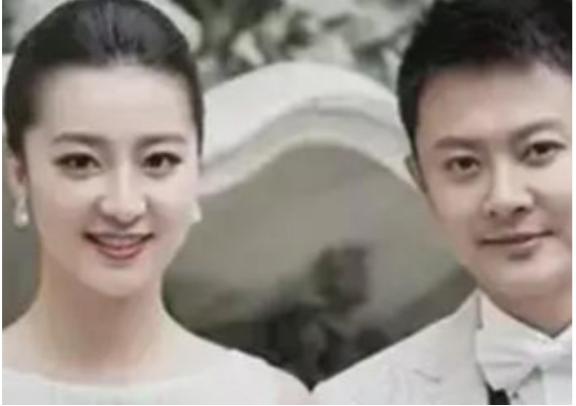 2014年，印小天向哈琳娜求了婚，哈琳娜说：“我是硕士学历，家族企业，愿意拿10