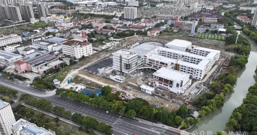 【海盐城区两条新路，开建！】今天，记者从武原街道（城投集团）获悉，共富路（海兴路