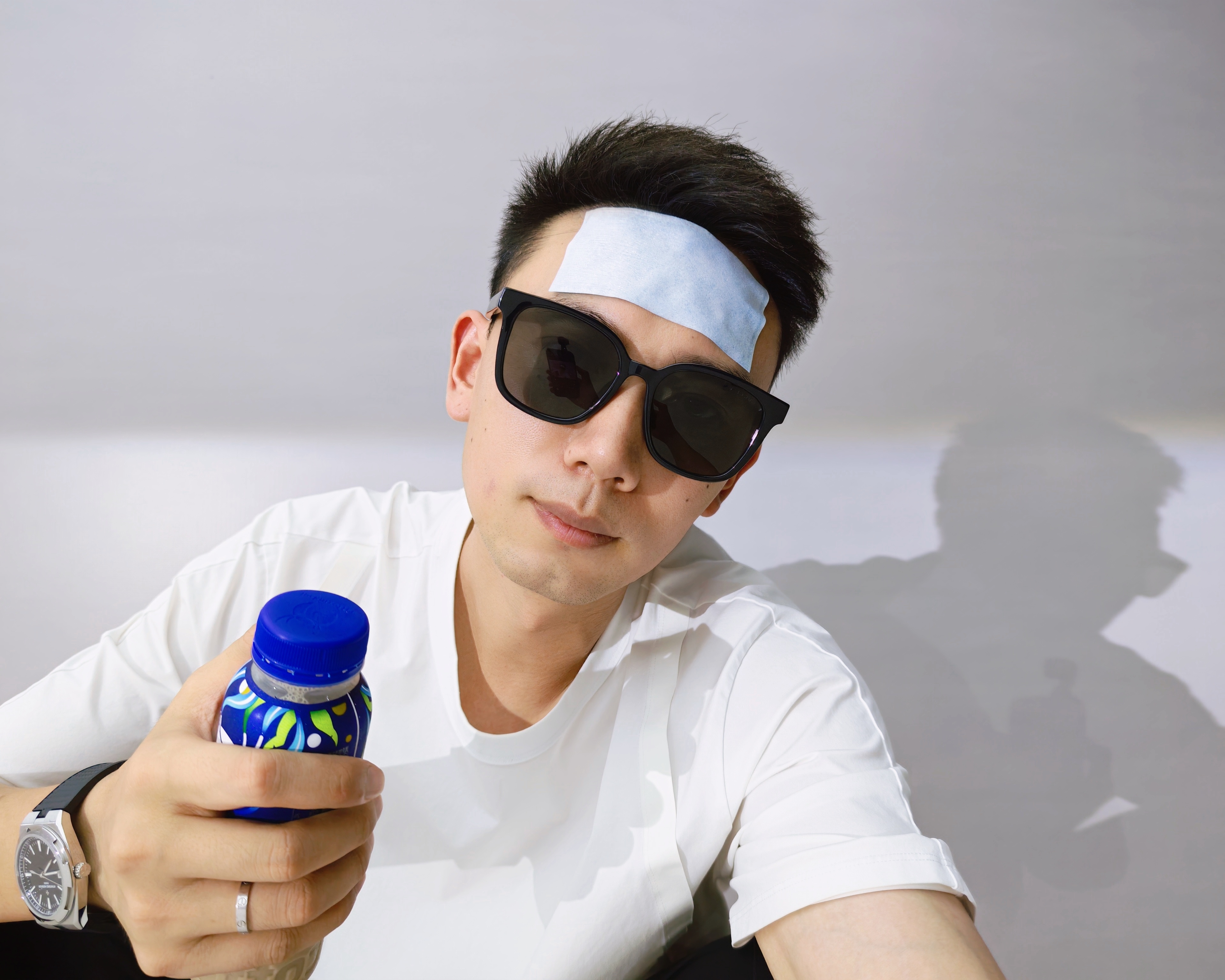 感觉快要被闷死了，赶紧把冰冰贴和冰恰啡安排上！不然马上就中暑了！ 上海