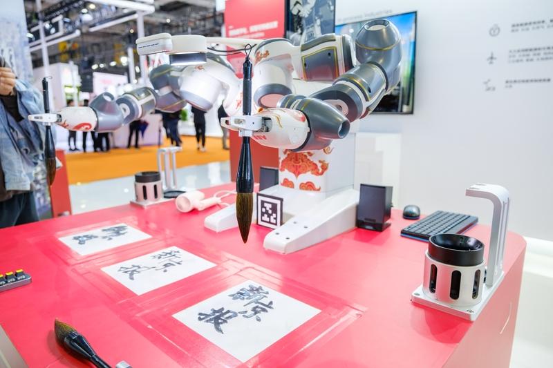 中国再迎顶尖AI人才，庞智博加盟北大

曾任职于瑞典高端制造巨头ABB的工业芯片