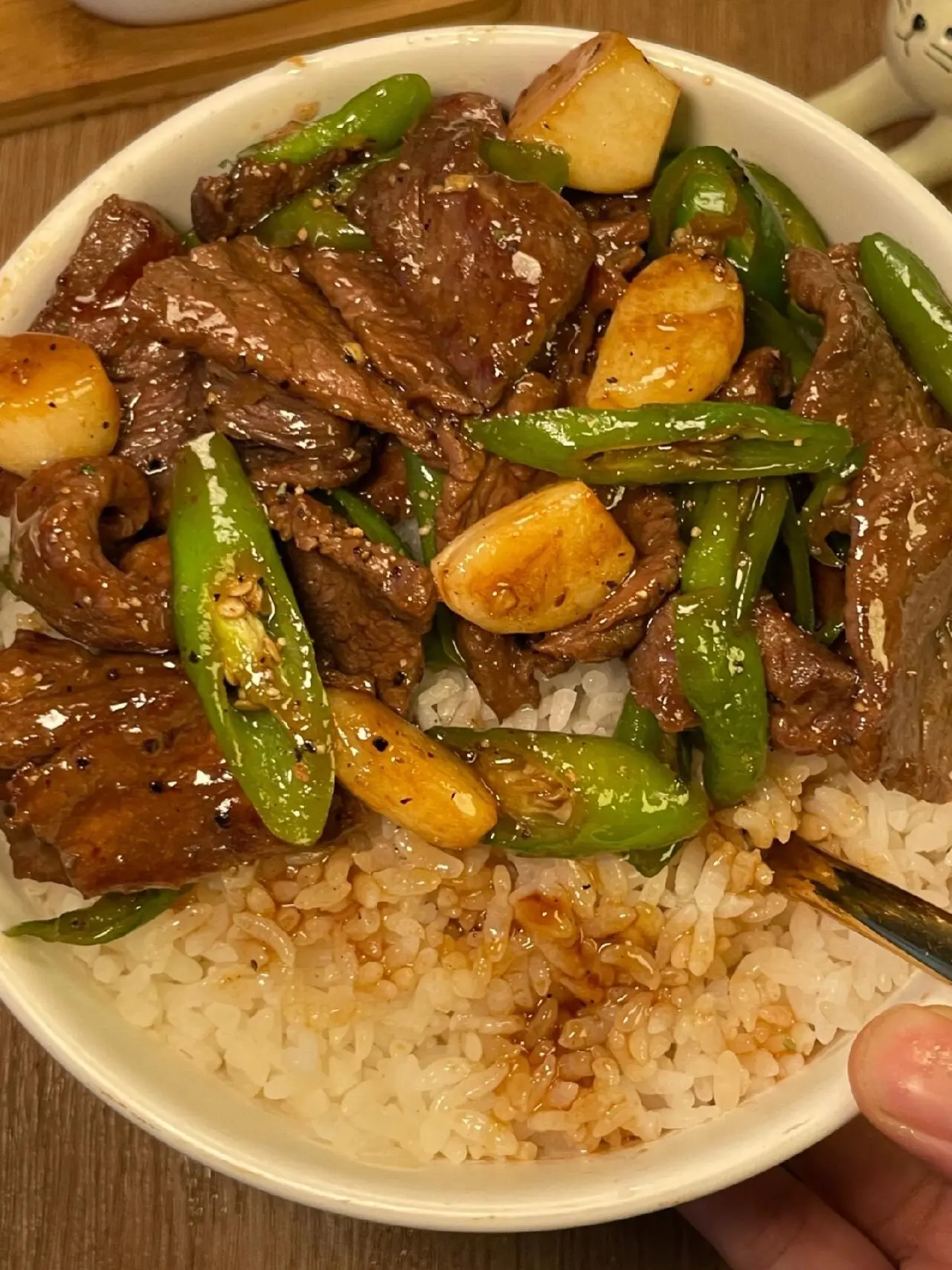 这个青椒牛肉拌饭真的一绝，巨巨巨好吃！