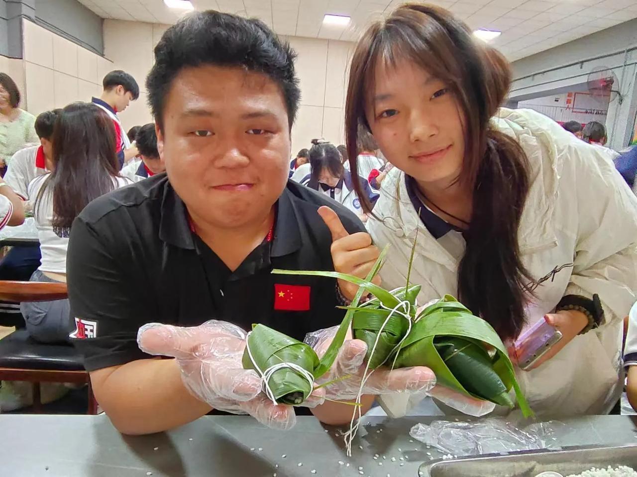 咸阳梦圆职业学校
粽礼