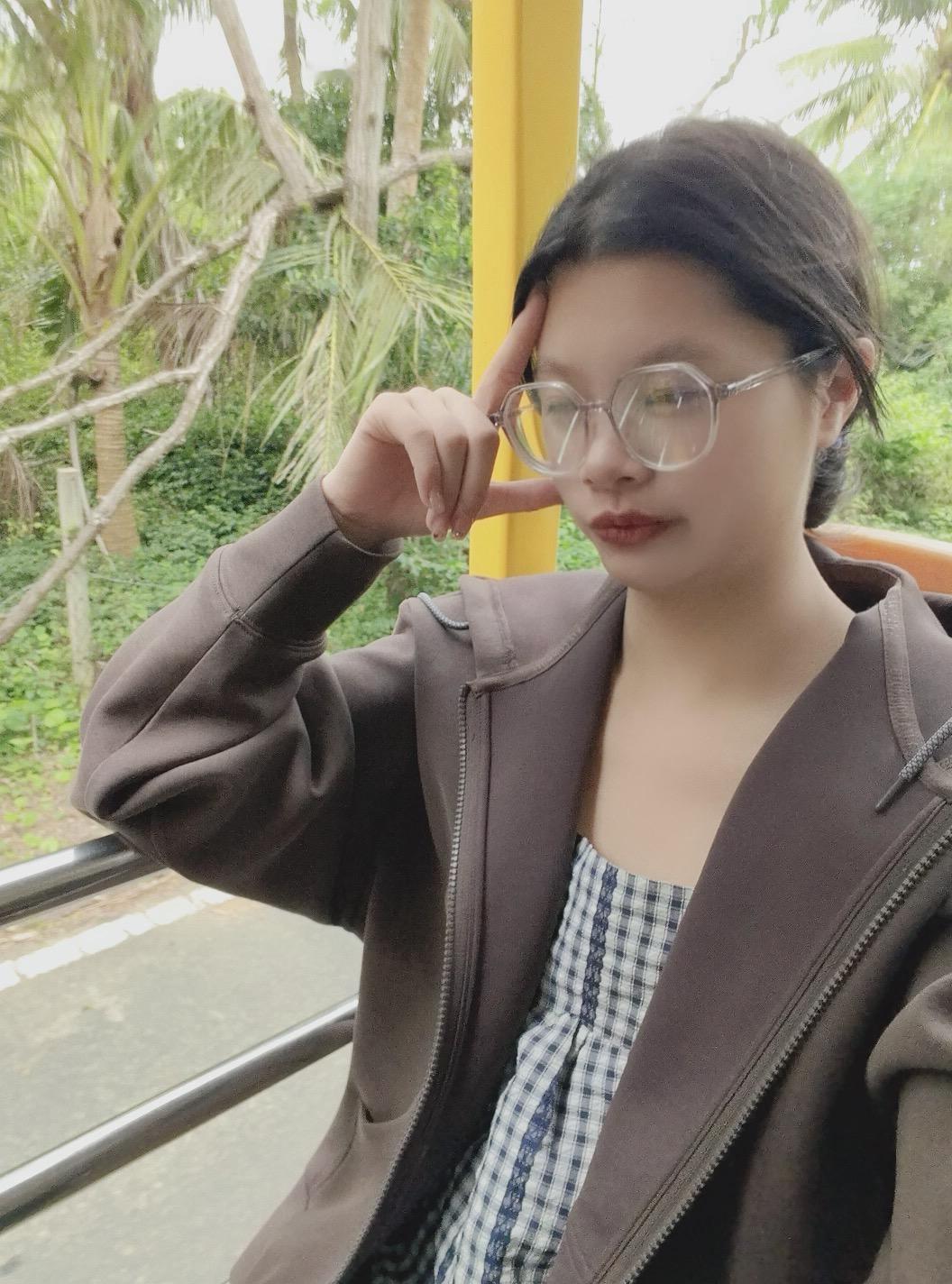 我的天啊！
我昨天已经断更了！
今天早上起床一想到自己头条断更了。
我的心啊碎碎