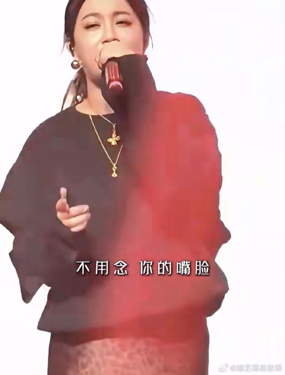 李嘉格 我要带着我的尊严逃离开有你的世界 谁还没为《沦陷》的旋律上头？副歌一响直