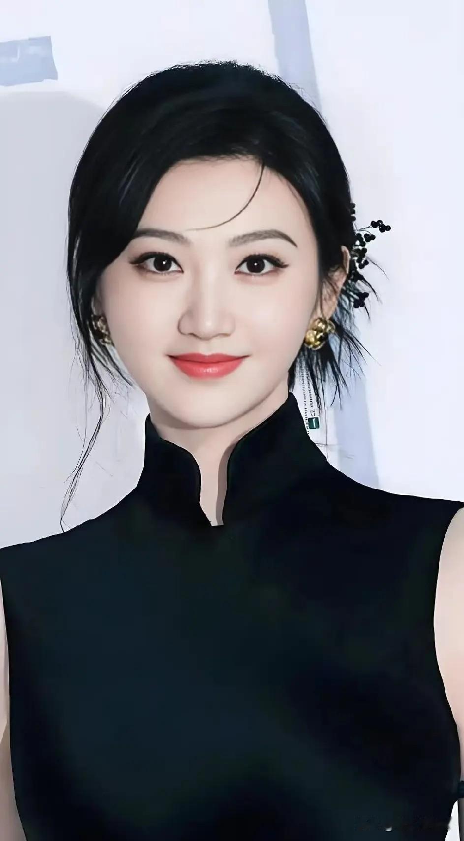 承认吧，多读书就是有用！
不信你看孙宇晨。
很多人不知道，他拿过2007年第九届