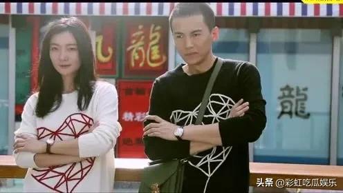 没想到宋宁峰连300块还网贷的钱都没有 还要向Q女士借，也不知道Q女士看上他什么