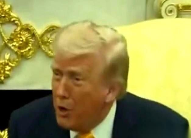 特朗普在社交媒体上，直接扔出了一份情报。
直接把泽连斯基和前总统拜登的团队绑在了