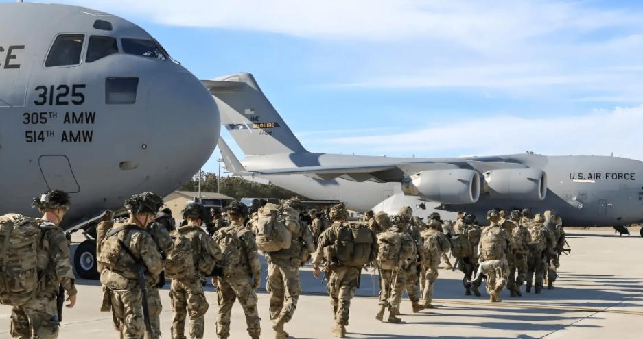 美国对委内瑞拉的最新动作，正在全球范围内投下一枚震撼弹，其涟漪效应直接冲击了中俄