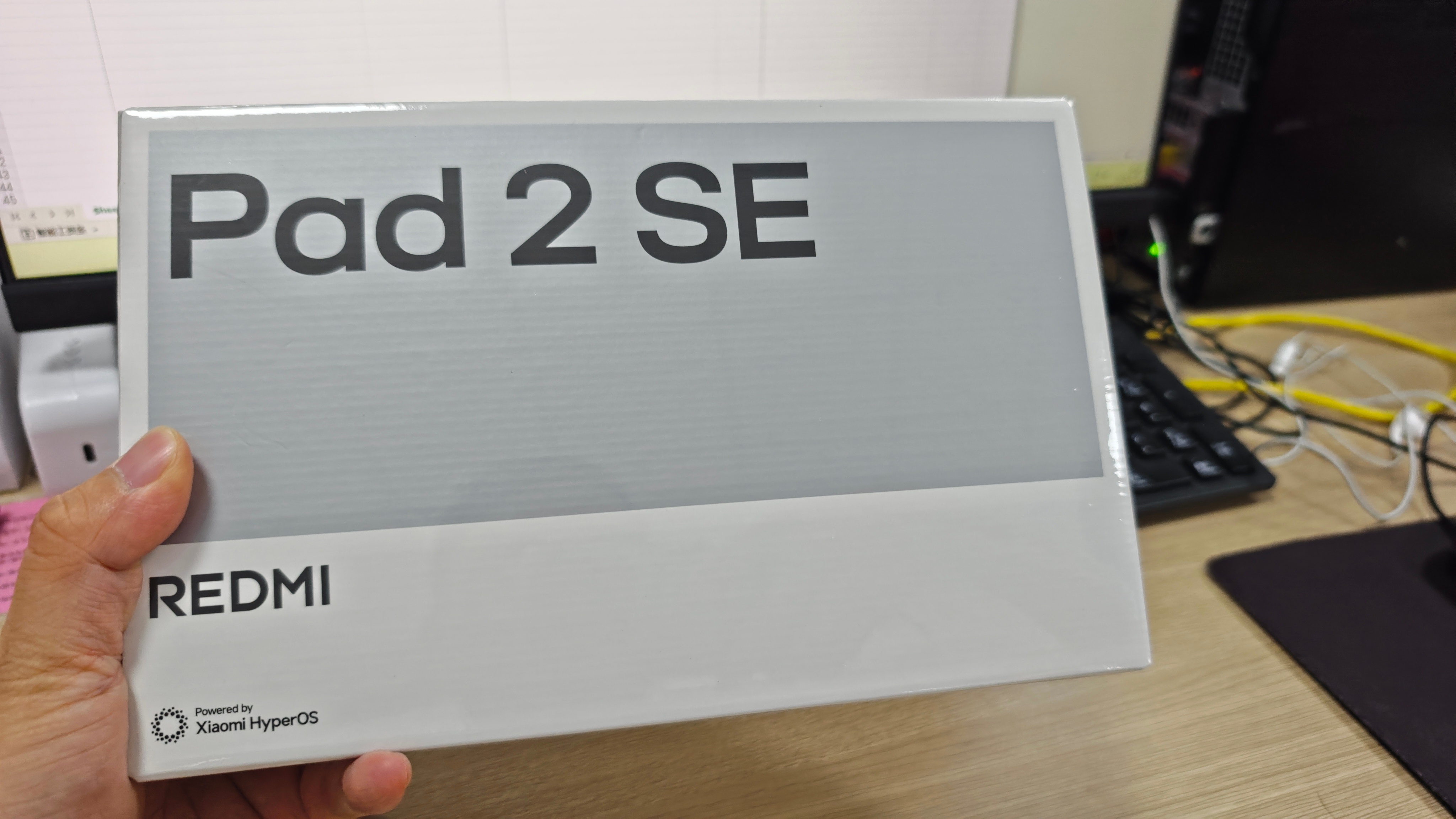 买的redmipad2se 到了。