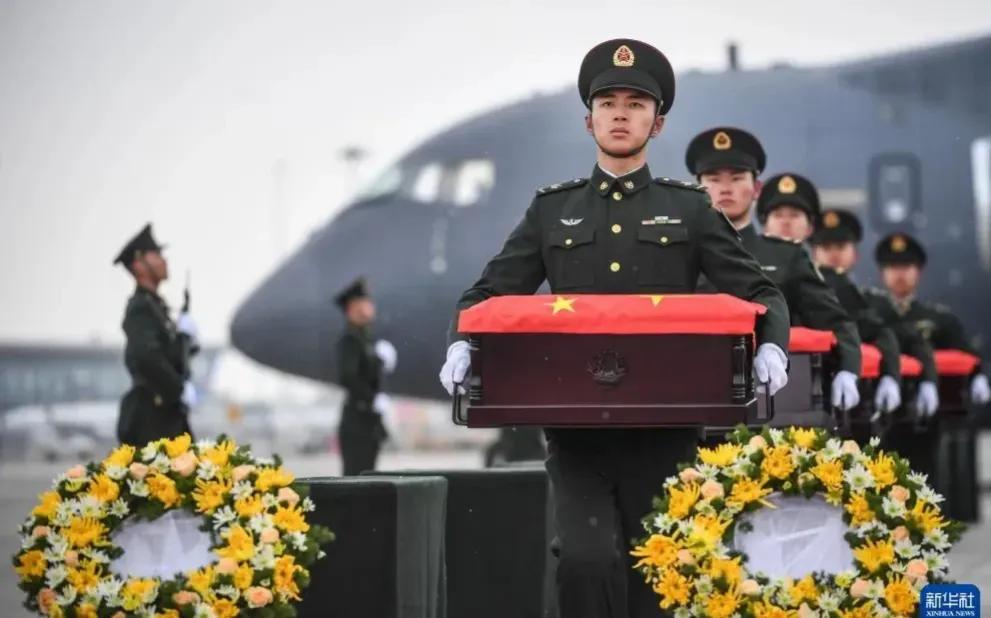 其实全世界都被美国人骗了，抗美援朝中，中国死亡19万人，而美国却只有4万多人死亡