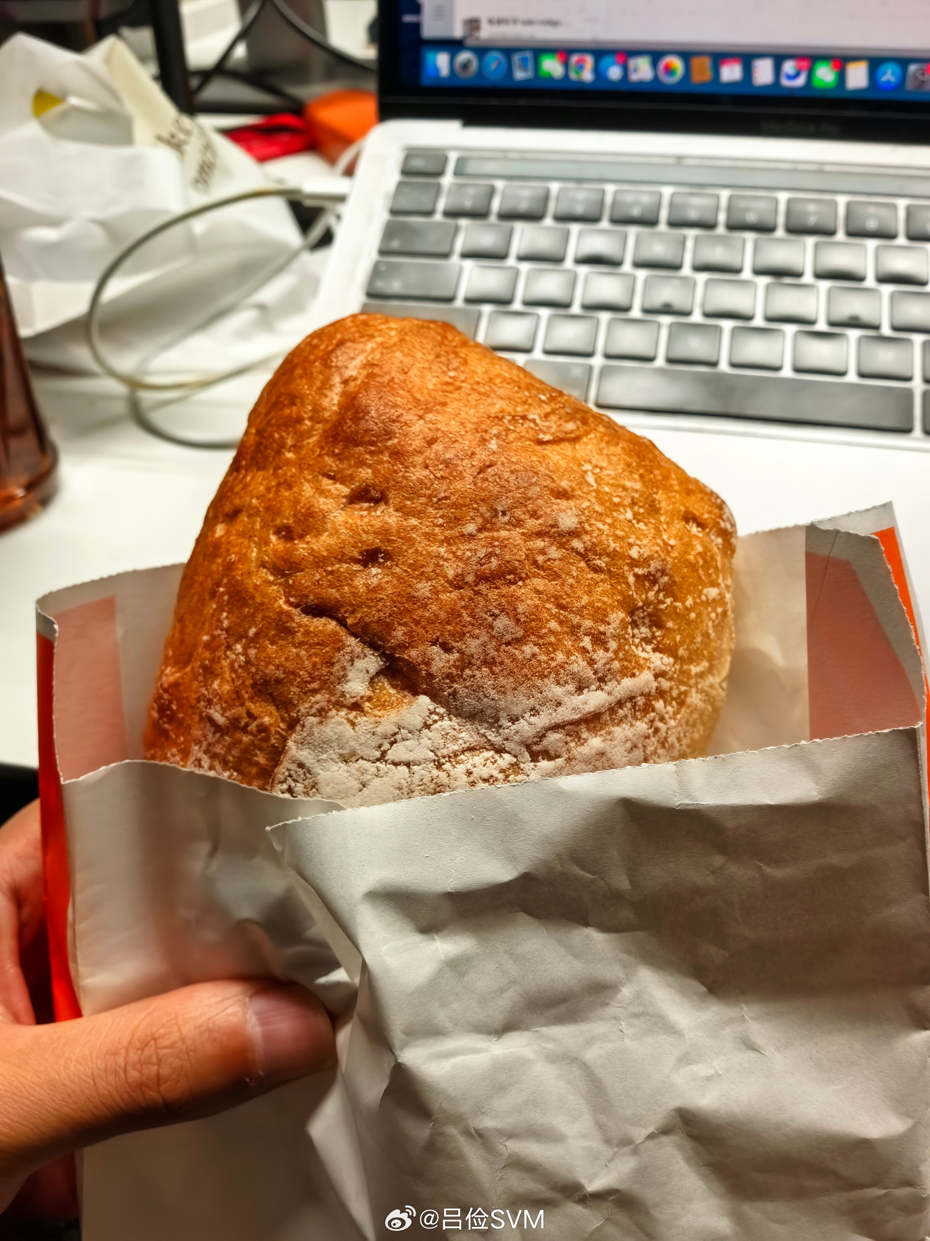 纠结了一下这是当早餐还是午餐… ​​​