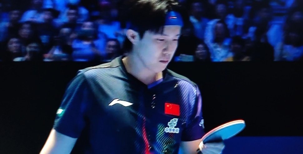 乒出精彩乒乓球亚洲杯小组赛，王楚钦11:7、11:4、8:11、11:7战胜了中