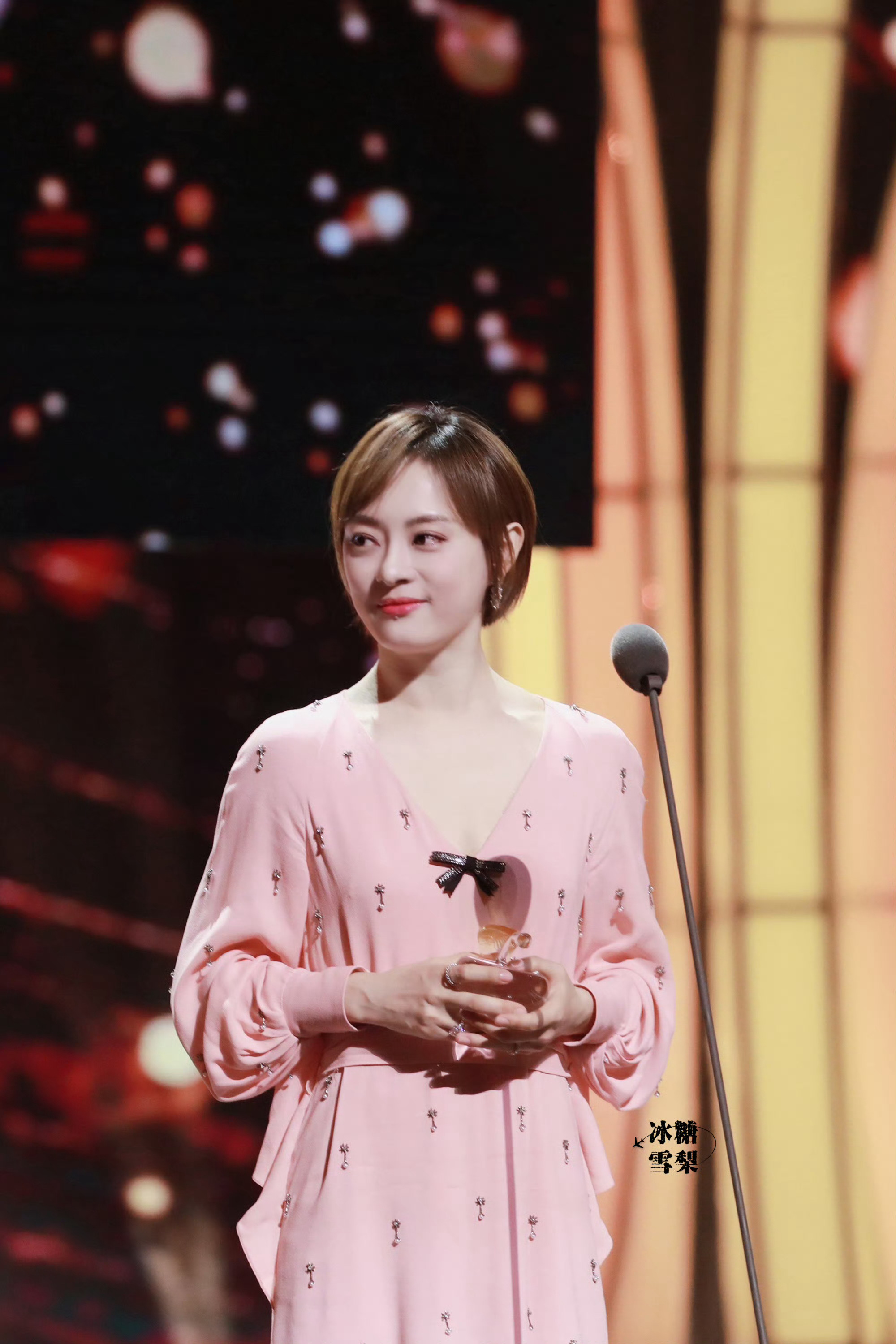 孙俪孙俪四度加冕卓越品质之星 恭喜孙俪四度加冕电视剧品质盛典卓越品质之星！一次次