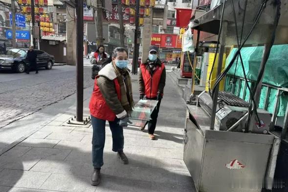 兰州正宁路社区网格赋能解民忧【正宁路社区今年以来网格巡查处置隐患40余处】今年以