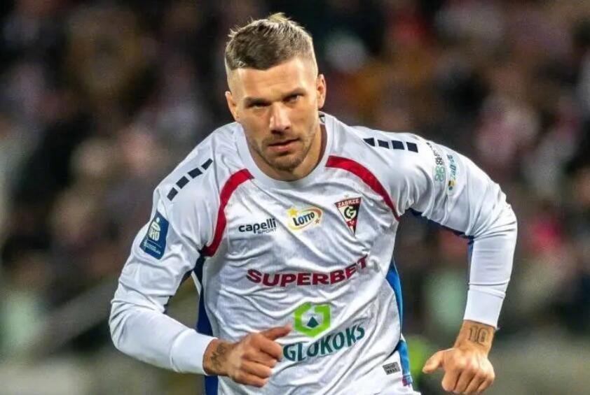 2014年世界杯冠军成员卢卡斯-波多尔斯基（Lukas Podolski）近日在