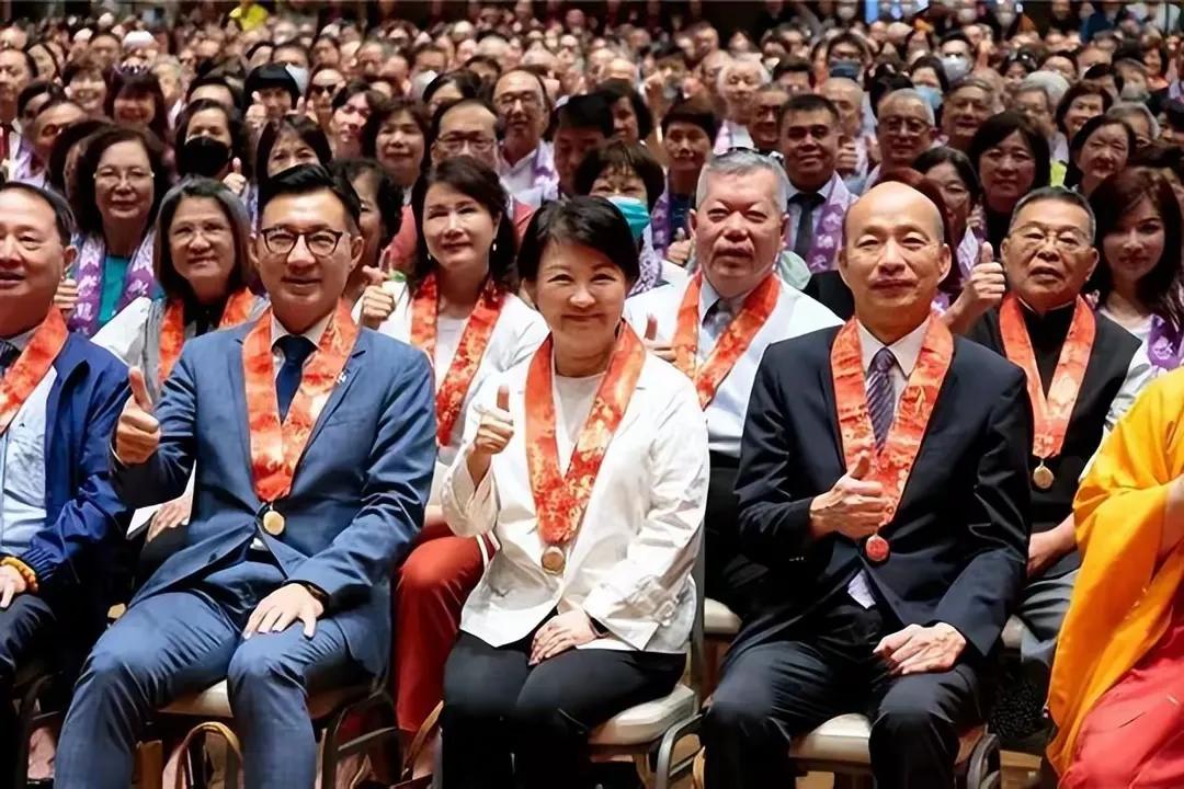 岛内的媒体太无聊了，现在就讨论2028蓝营出战的“卢韩配”，还把卢秀燕与韩国瑜说