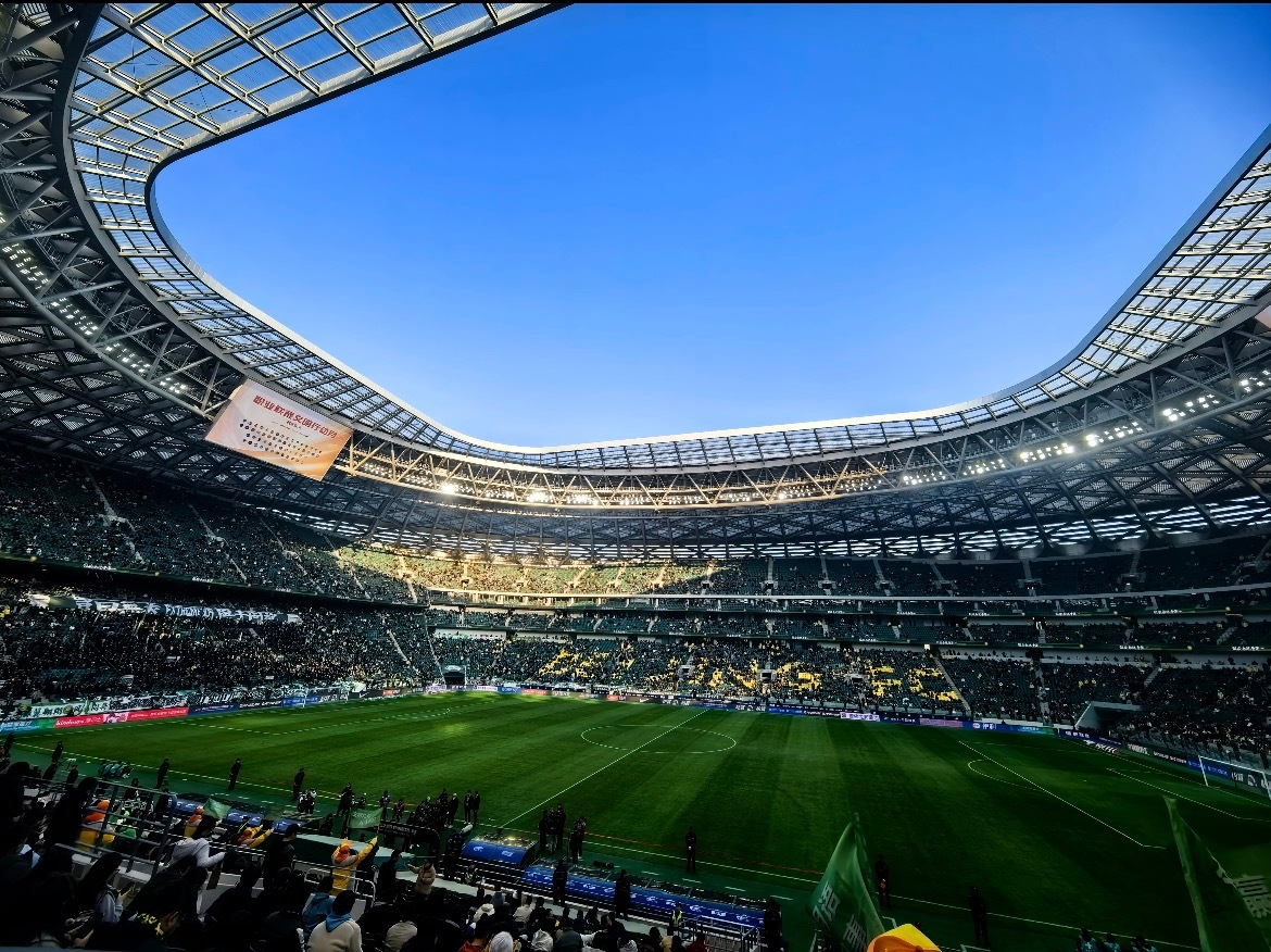 国安三连胜后，已经适应了新思路并走出塞蒂恩离职后的低潮，信心在提升，战术在磨合，