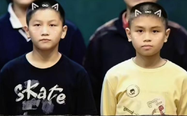 发现了吗？中国大满贯，国乒男单14人出战， 仅29岁的前朝老将-周启豪，晋级八强