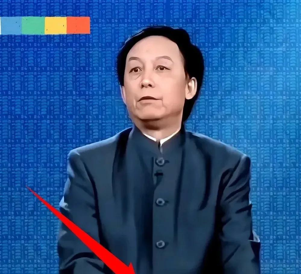 感觉易中天特别聪明，做了一生中最正确的决定就是离开武大。 他不但历史讲的好，还懂