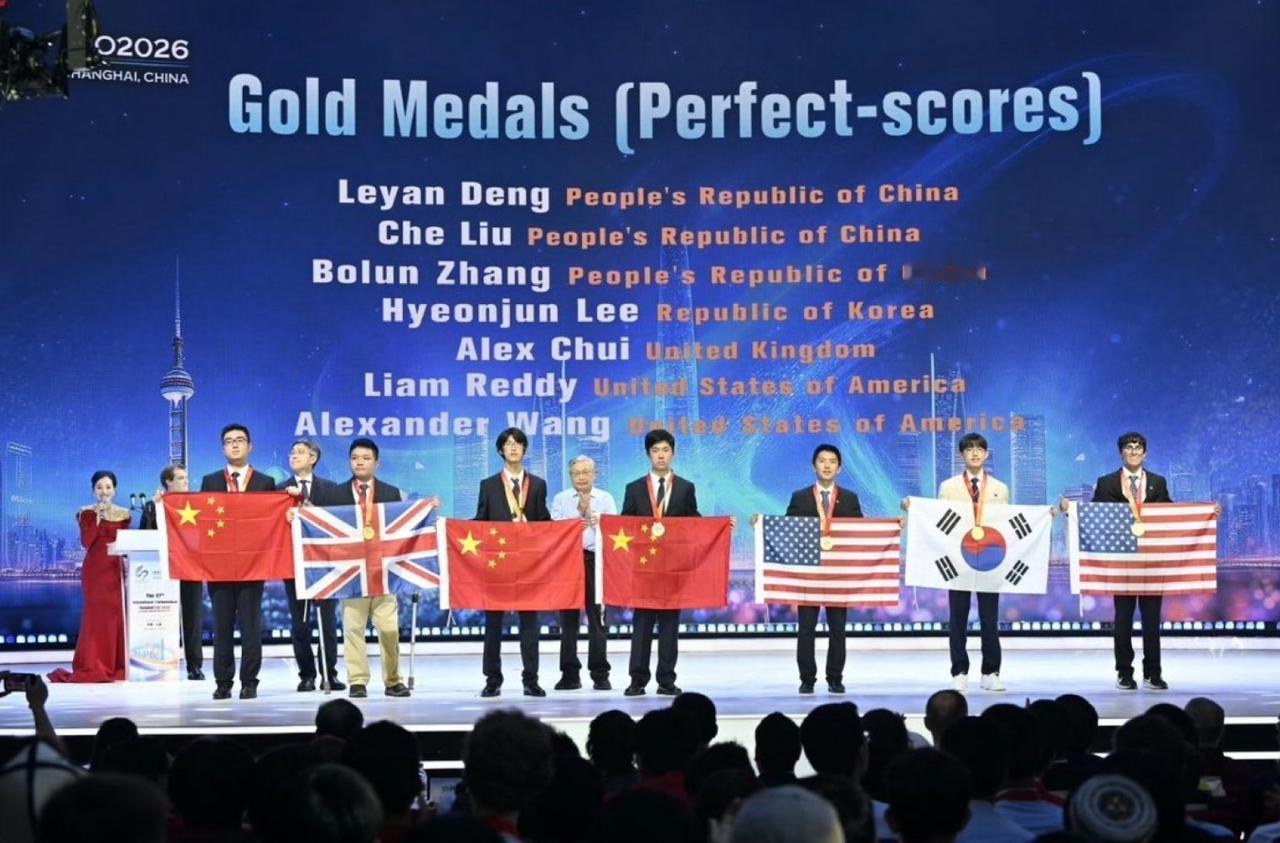 为什么说，中国在未来的AI竞争中一定胜过西方？
大家看一下第67届国际数学奥林匹