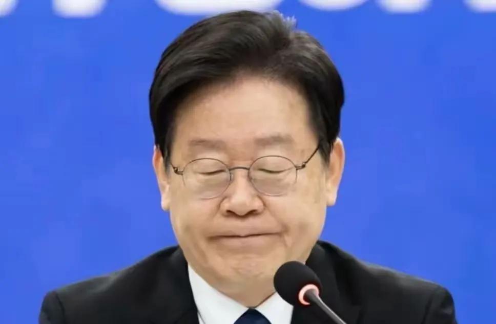 韩国总统李在明已经向大家公布了惊人的消息。前段时间飞向朝鲜的无人机是由韩国司令部
