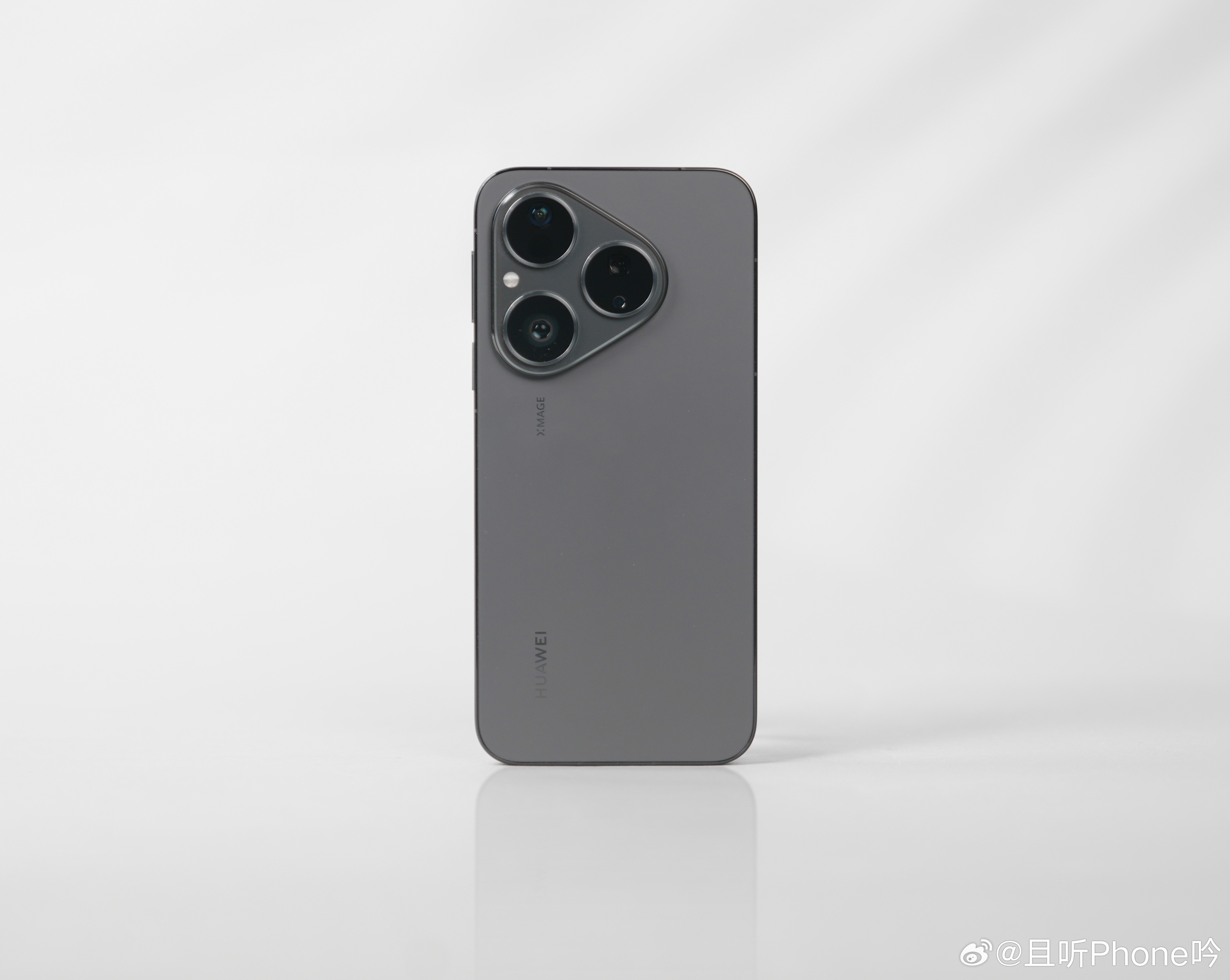 Pura80标准版和Pro怎么选？喜欢小直屏，闭眼选标准版，绝对是华为手机最值得